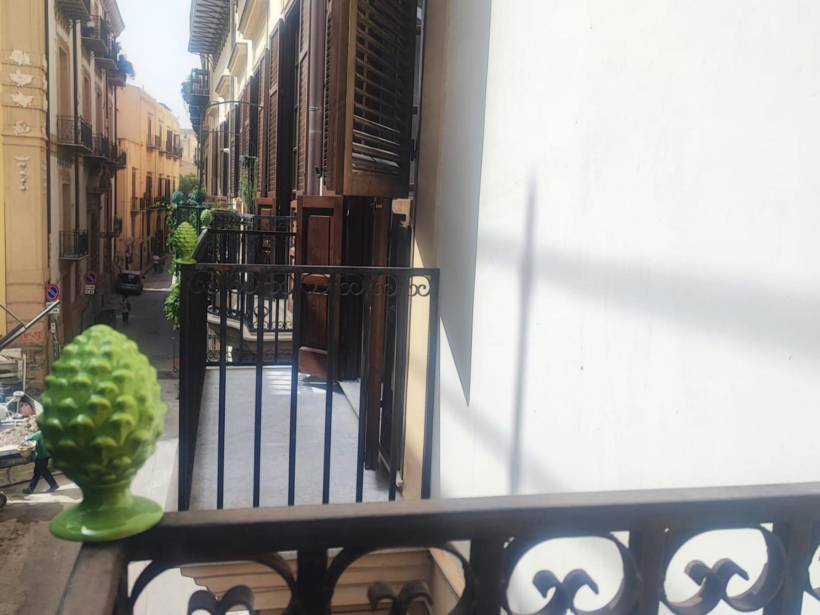 La Residenza Dell' Alloro Palermo Exterior photo